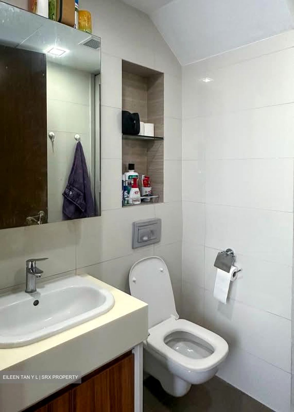The Water Edge (D14), Apartment #578574911